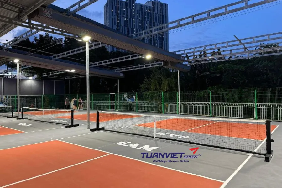 S&acirc;n Pickleball 6AM - S&acirc;n pickleball Th&agrave;nh phố Thủ Đức