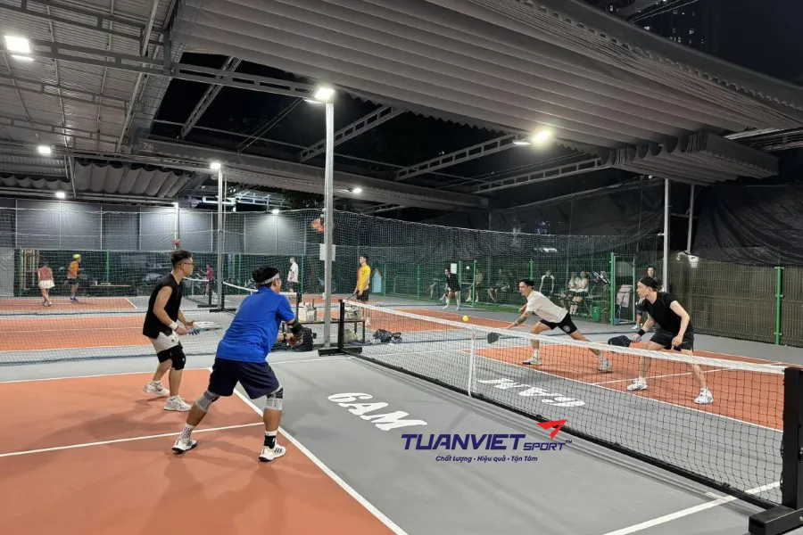 S&acirc;n Pickleball 6AM - S&acirc;n pickleball Th&agrave;nh phố Thủ Đức
