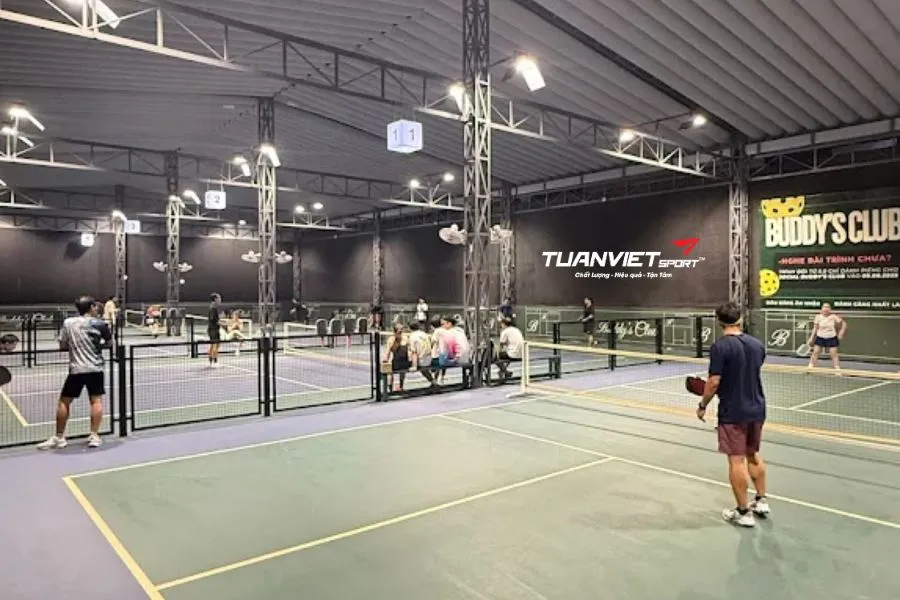 S&acirc;n pickleball Buddy&rsquo;s Club Pickleball&nbsp;- S&acirc;n pickleball quận 3