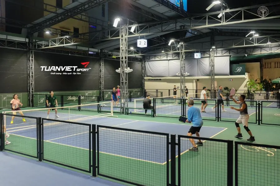 S&acirc;n pickleball Buddy&rsquo;s Club Pickleball&nbsp;- S&acirc;n pickleball quận 3