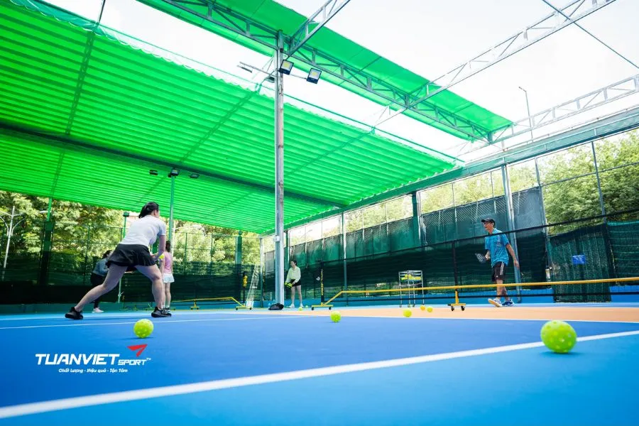 S&acirc;n pickleball HxH Pickleball Club - S&acirc;n pickleball quận 3