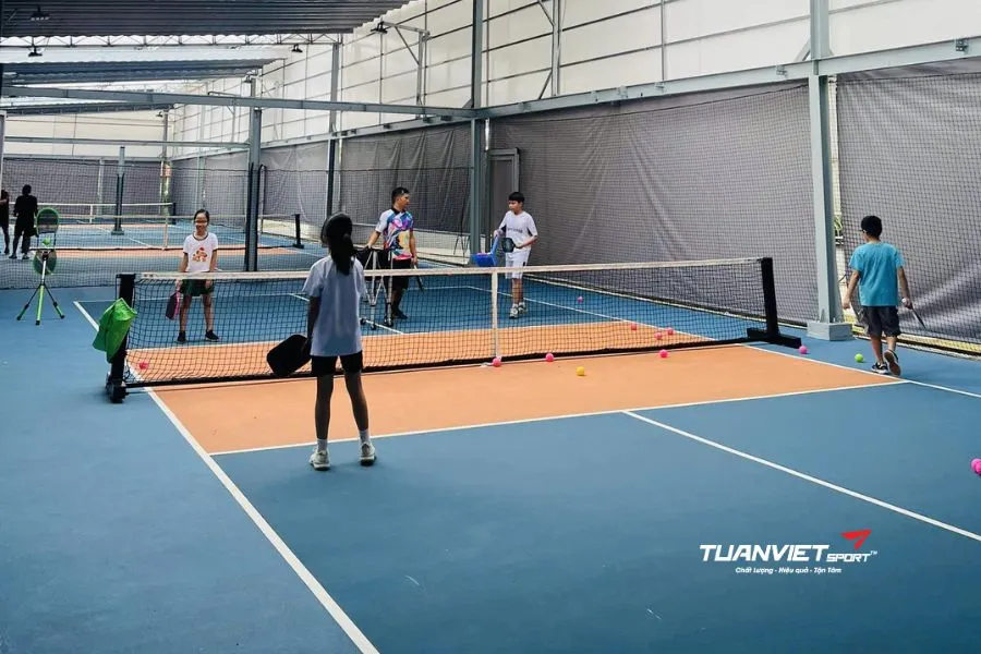 S&acirc;n pickleball Nh&agrave; Thiếu Nhi Pickle - S&acirc;n pickleball quận 3