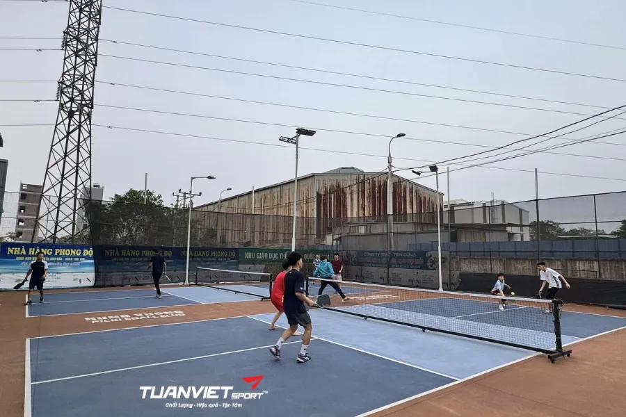 S&acirc;n Pickleball Trung T&acirc;m H&ugrave;ng Vương - S&acirc;n pickleball tỉnh Hưng Y&ecirc;n