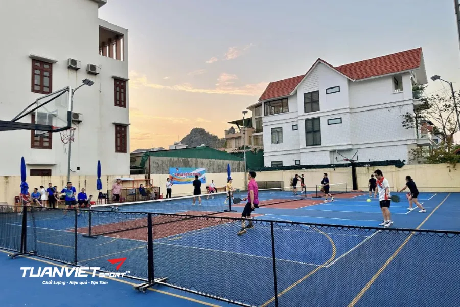 Sân Pickleball Quang Ninh Hoops - Sân Pickleball tỉnh Quảng Ninh