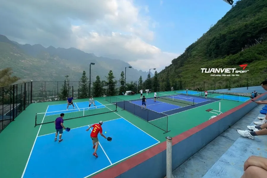 S&acirc;n pickleball H&rsquo;Mong Village - S&acirc;n pickleball tỉnh H&agrave; Giang