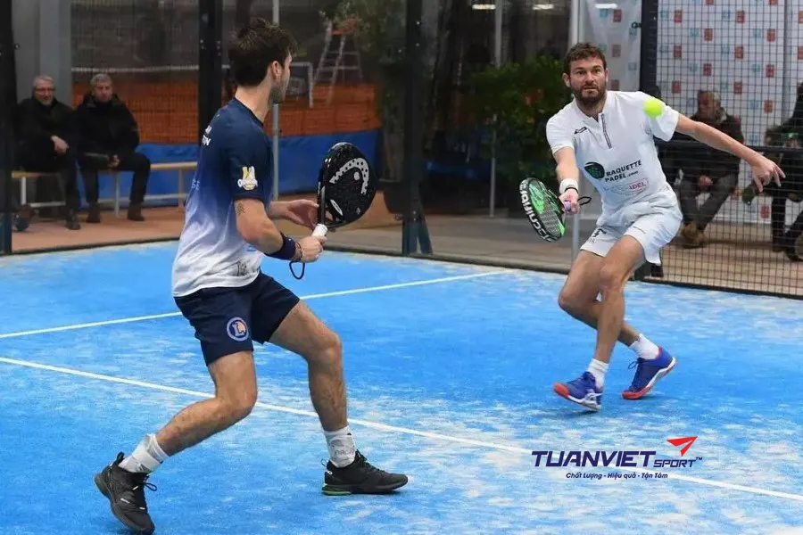 Chiến thuật chơi padel đôi