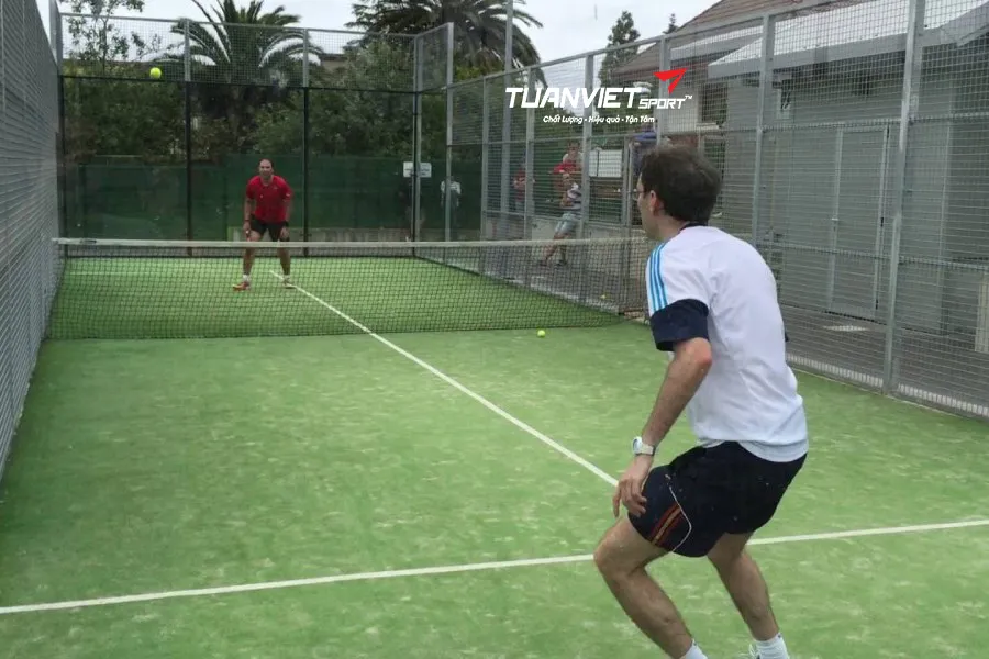 Padel Đơn và Đôi Khác Biệt Chiến Thuật và Cách Chọn Cách Chơi Phù Hợp Khi Mới Bắt Đầu