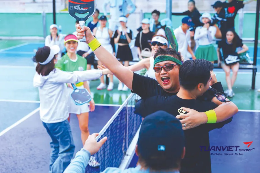 30 phút chơi pickleball mỗi tuần - liều thuốc giảm stress tự nhiên cho dân văn phòng