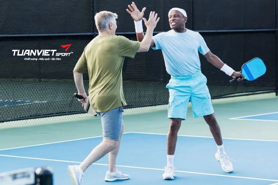 Chiến thuật đánh đôi pickleball cho người mới