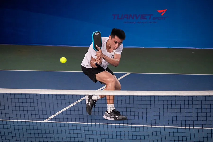 Khám phá những cú đánh khó nhằn nhất trong Pickleball và cách chinh phục
