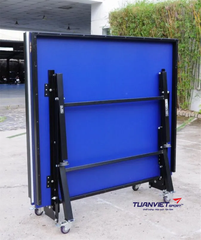 B&agrave;n b&oacute;ng b&agrave;n thi đấu 303551