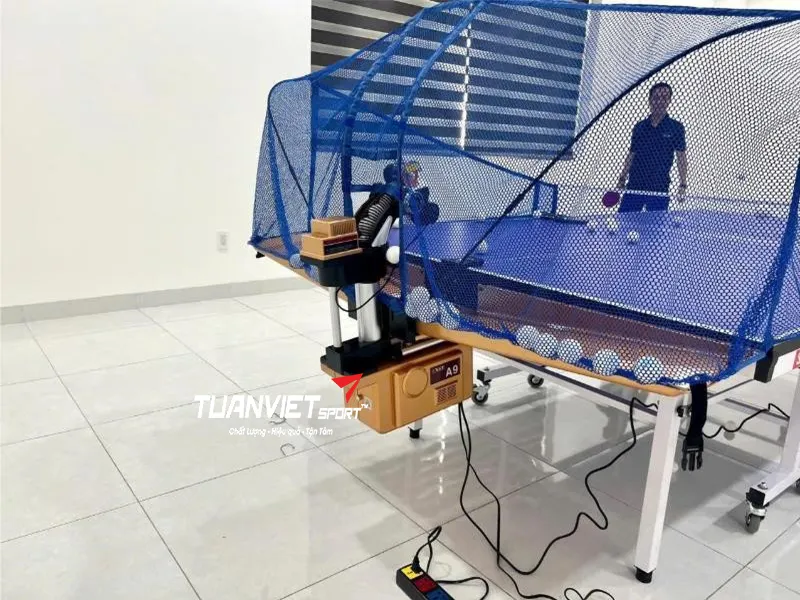 M&aacute;y bắn b&oacute;ng b&agrave;n Y&T A9