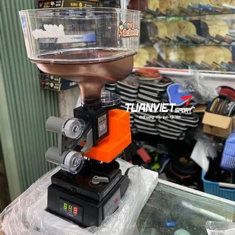 M&aacute;y bắn b&oacute;ng b&agrave;n Y&T B5