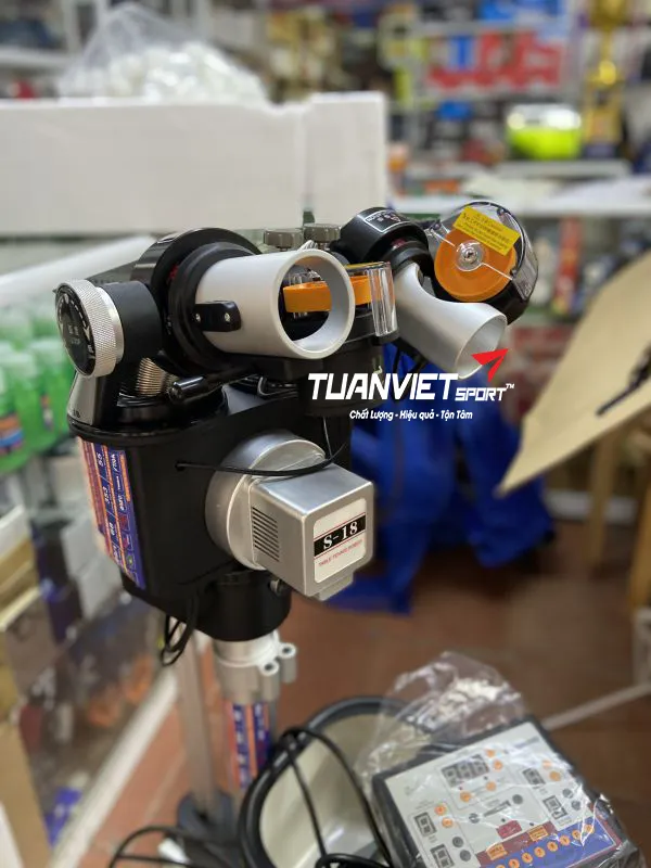 M&aacute;y bắn b&oacute;ng b&agrave;n Y&T S18 (2 n&ograve;ng)