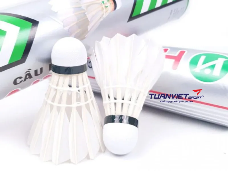 Quả cầu l&ocirc;ng Hải Yến bạc