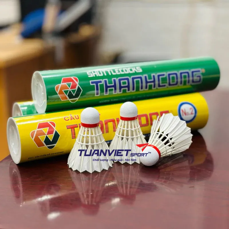 Quả cầu l&ocirc;ng Th&agrave;nh C&ocirc;ng v&agrave;ng