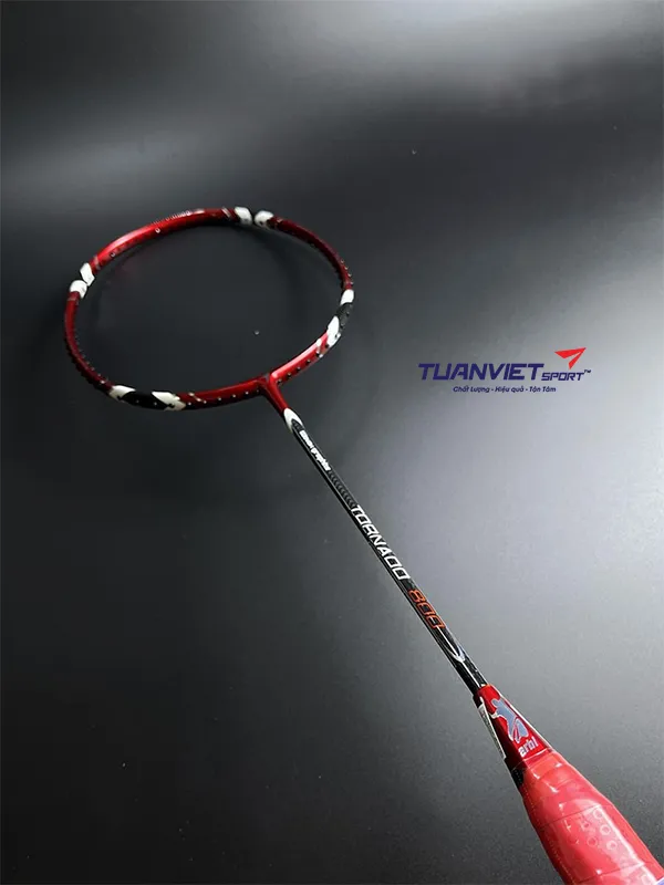 Vợt cầu l&ocirc;ng Flypower Tornado 800