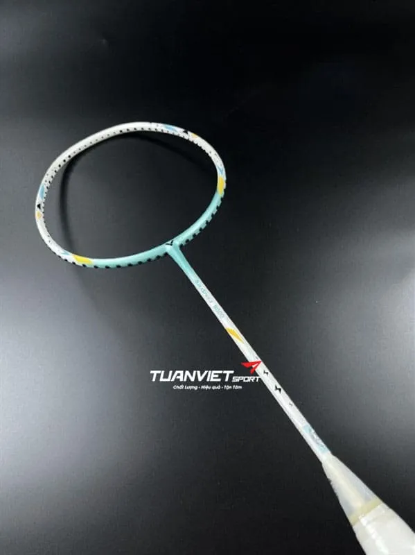 Vợt cầu lông Victor Auraspeed 8000 R