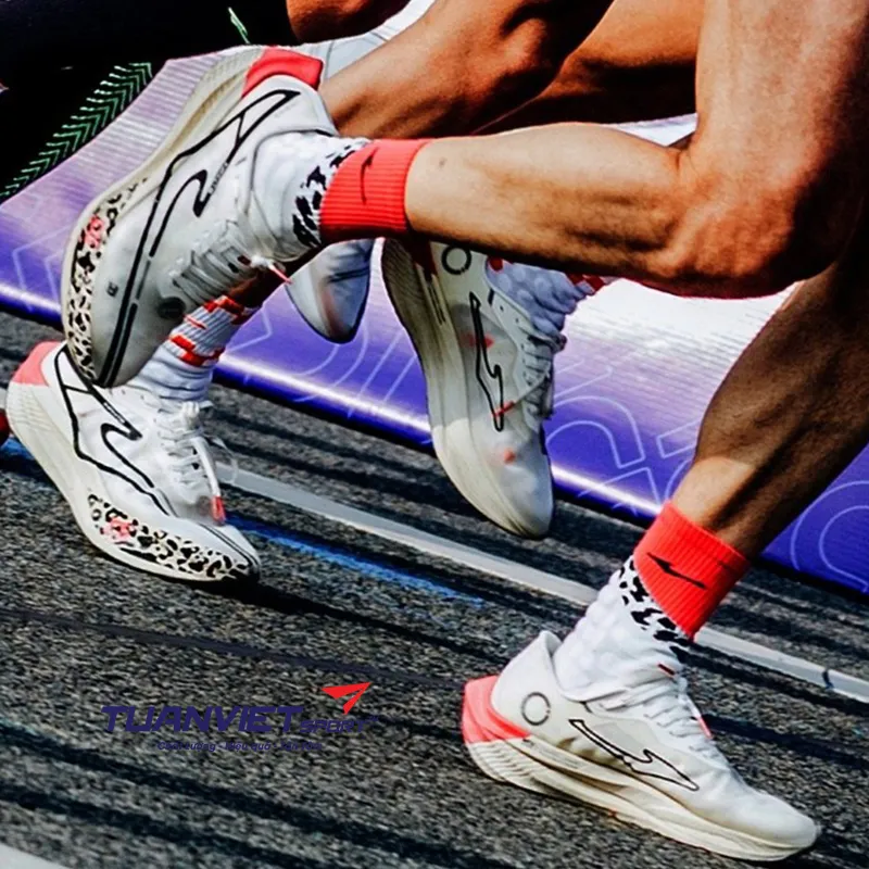 Giày Chạy Bộ Nam ERKE Infinite 2.0 11124103235