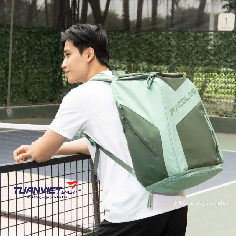 Một số hình ảnh thực tế của Balo Pickleball Facolos Smash - Forest Mint