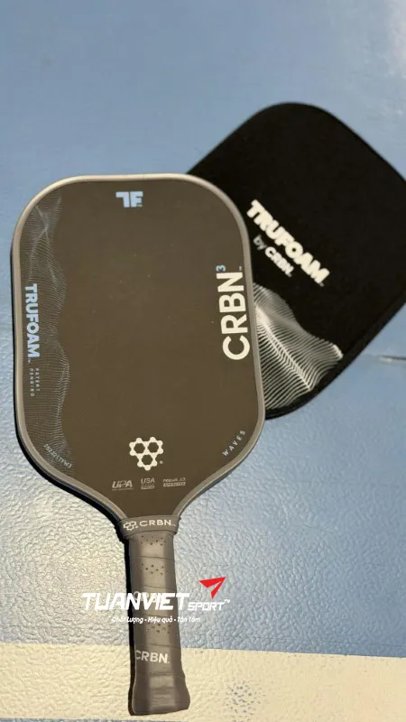 Hình ảnh thực tế của Vợt Pickleball CRBN³ TruFoam Waves Elongated