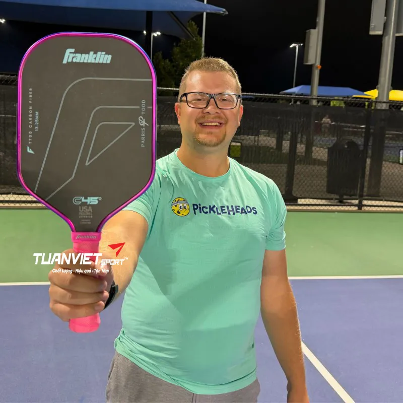 Vợt Pickleball Franklin C45° Parris Todd 13.25mm trên sân