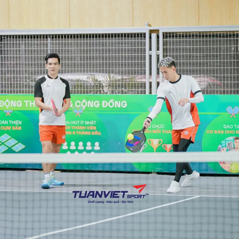 H&igrave;nh ảnh thực tế của Vợt Pickleball Kamito Genesis 16mm