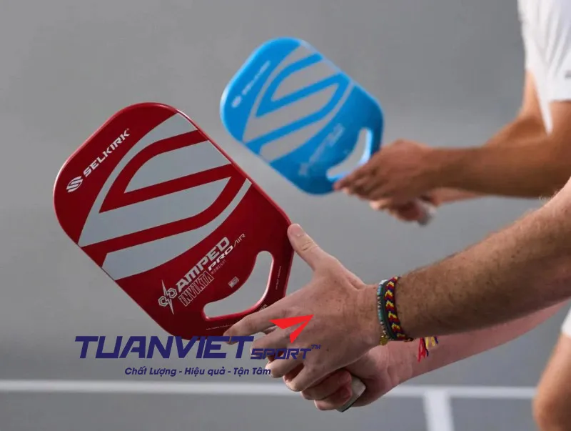 vot-pickleball-selkirk-amped-pro-air-1