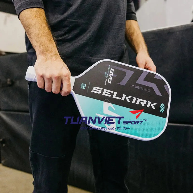 vot-pickleball-selkirk-dude-perfect-evo-20-control-max-1