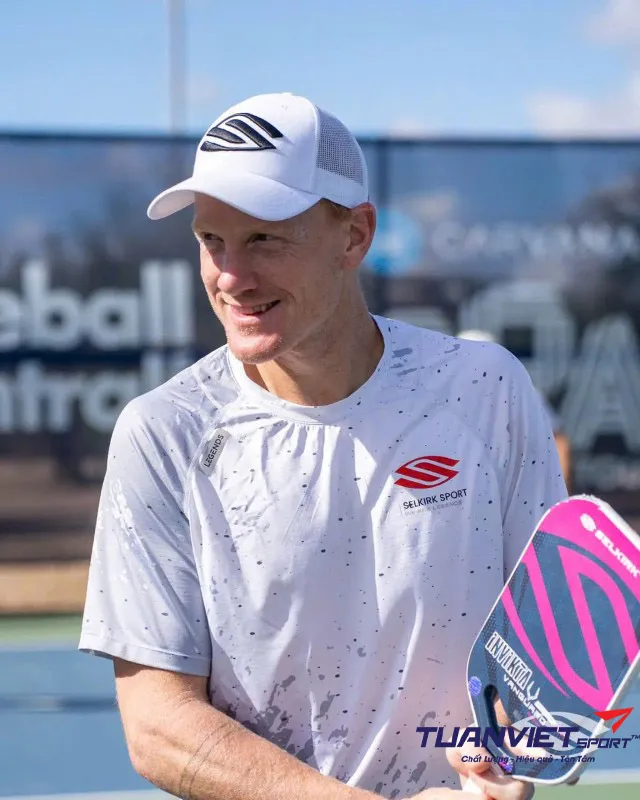 vot-pickleball-selkirk-vanguard-power-air-6