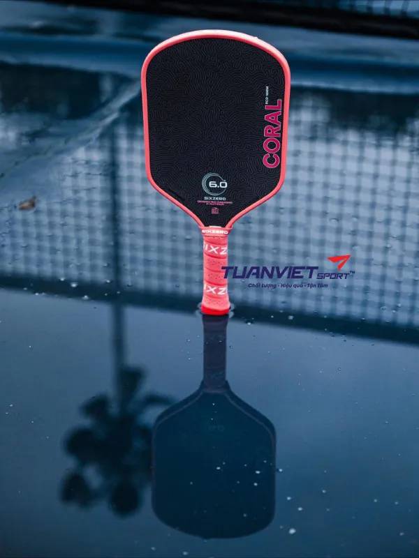 Hình ảnh thực tế của Vợt Pickleball Six Zero Coral Hybrid - Màu Hồng