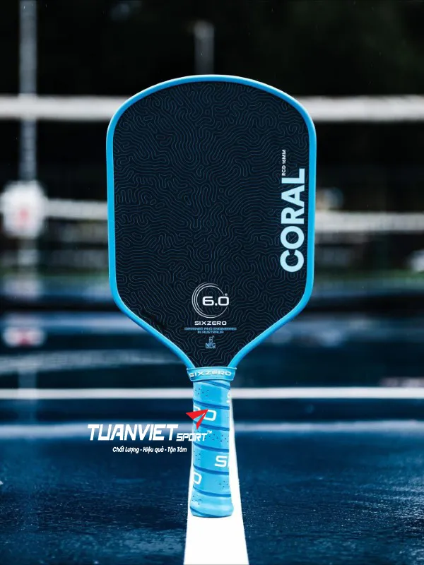 Hình ảnh thực tế của Vợt Pickleball Six Zero Coral Hybrid - Màu Xanh Dương
