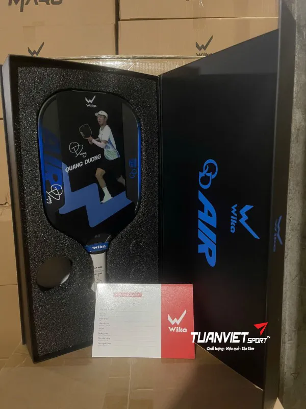 H&igrave;nh ảnh thực tế của Vợt Pickleball Wika Quang Dương Air - Xanh dương