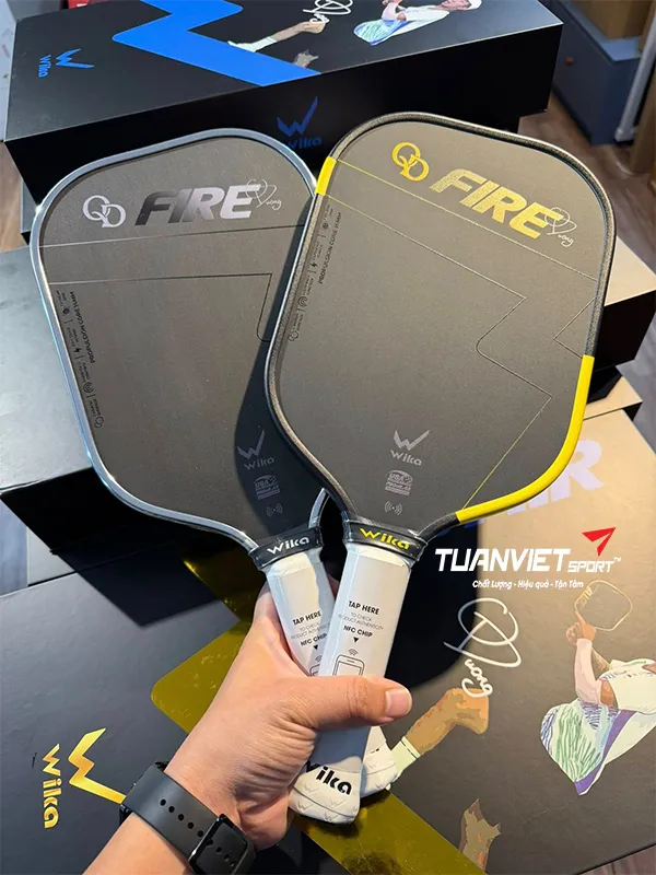H&igrave;nh ảnh thực tế của Vợt Pickleball Wika Quang Dương Fire