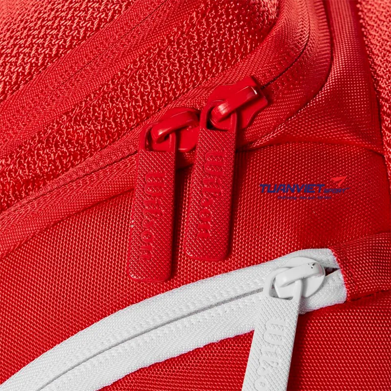 Đặc điểm nổi bật của Balo Tennis Wilson Super Tour Red WR8036901001