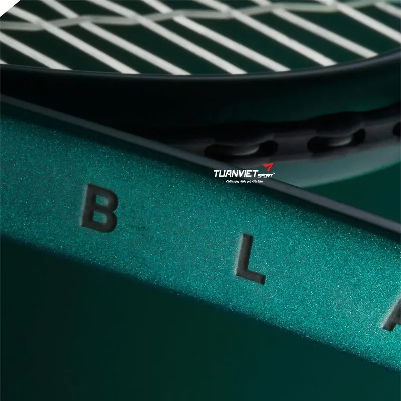Vợt Tennis Wilson Blade 104 V9