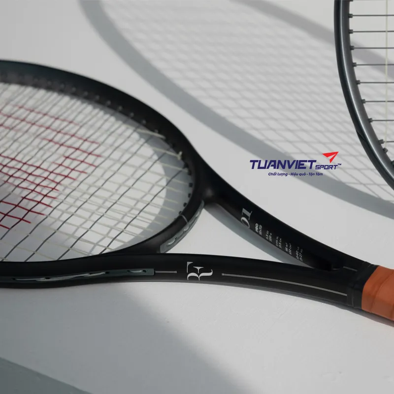 Vợt Tennis Wilson RF 01 Pro WR151311U2