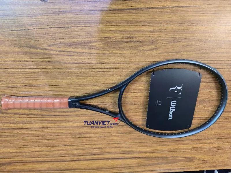 Vợt Tennis Wilson RF 01 Pro WR151311U2