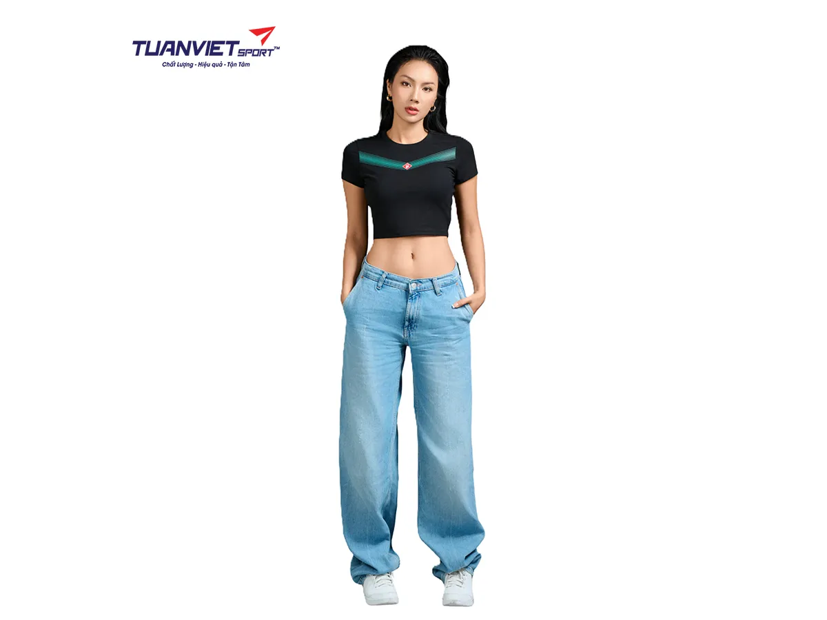 Áo Thun T-shirt Croptop Nữ PILI Hoạ Tiết In Chữ V