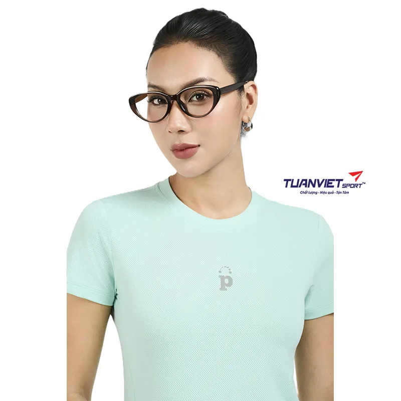 &Aacute;o Thun Nữ PILI Cổ Tr&ograve;n Form T&ocirc;n D&aacute;ng Xanh dương nhạt