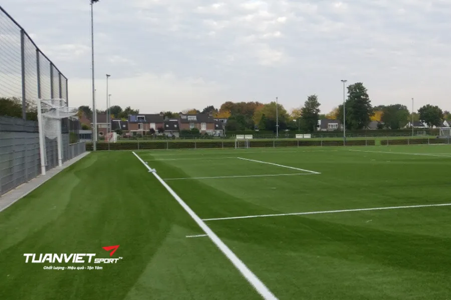 diện tích sân bóng đá 7 người