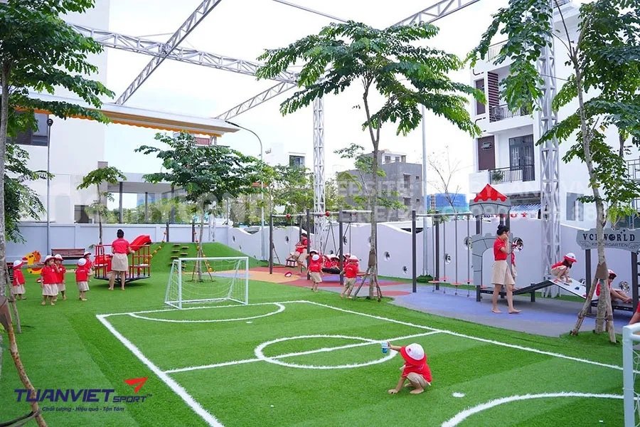 Xu hướng thiết kế sân bóng mini trong khu dân cư & trường học hiện nay