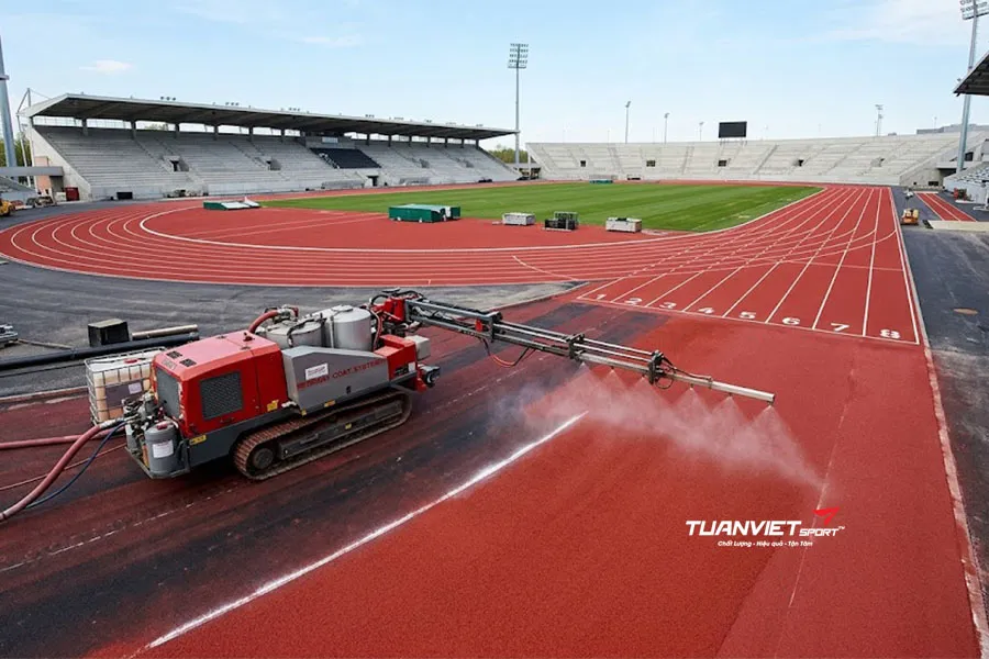 4 phương ph&aacute;p thi c&ocirc;ng đường chạy điền kinh phổ biến