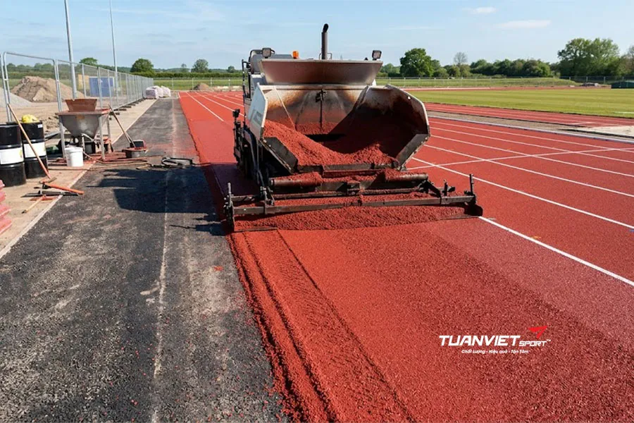 4 phương ph&aacute;p thi c&ocirc;ng đường chạy điền kinh phổ biến