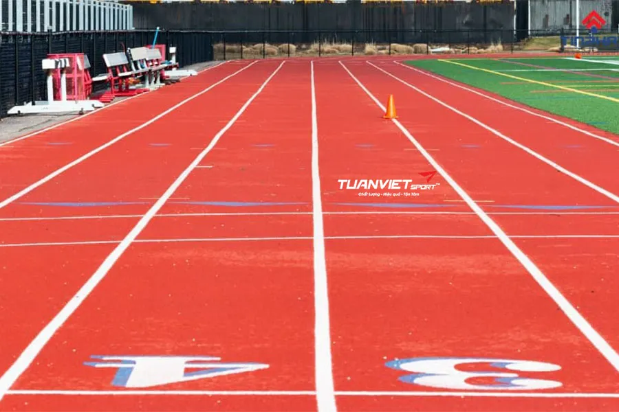 Bảng gi&aacute; thi c&ocirc;ng đường chạy điền kinh v&agrave; ti&ecirc;u chuẩn IAAF cần biết