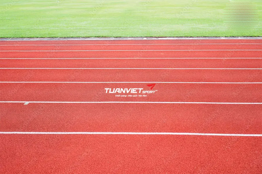Quy tr&igrave;nh thi c&ocirc;ng đường chạy điền kinh 7 lớp chuẩn quốc tế