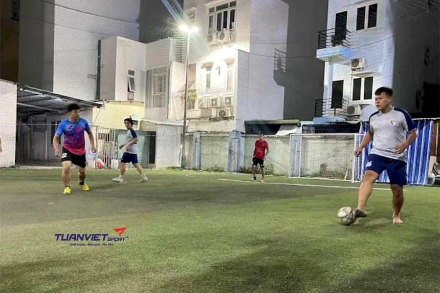 Đầu tư s&acirc;n b&oacute;ng cỏ nh&acirc;n tạo ở n&ocirc;ng th&ocirc;n cần chuẩn bị những g&igrave;?