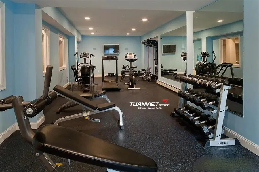 Gạch cao su là gì? Ưu nhược điểm và ứng dụng thực tế chi tiết