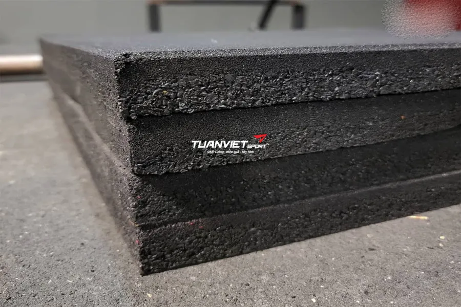 Kinh nghiệm chọn và lắp đặt gạch cao su bền đẹp an toàn