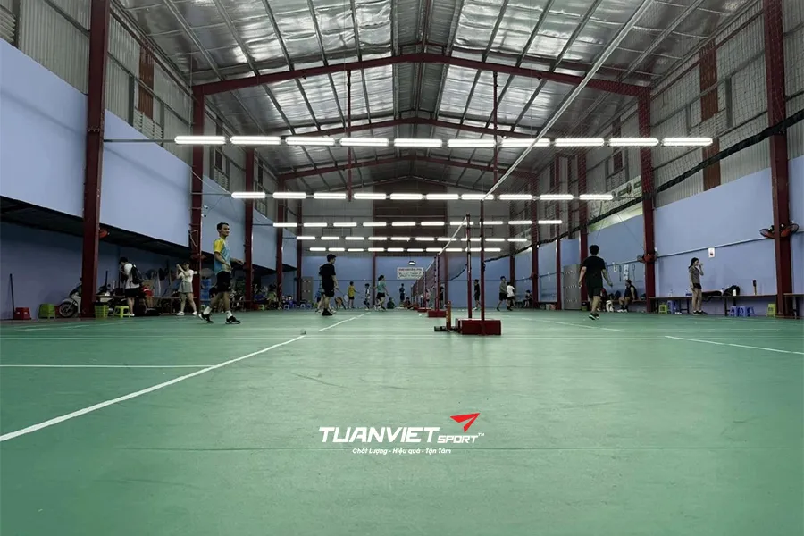 Kinh nghiệm kinh doanh s&acirc;n cầu l&ocirc;ng từ A đến Z